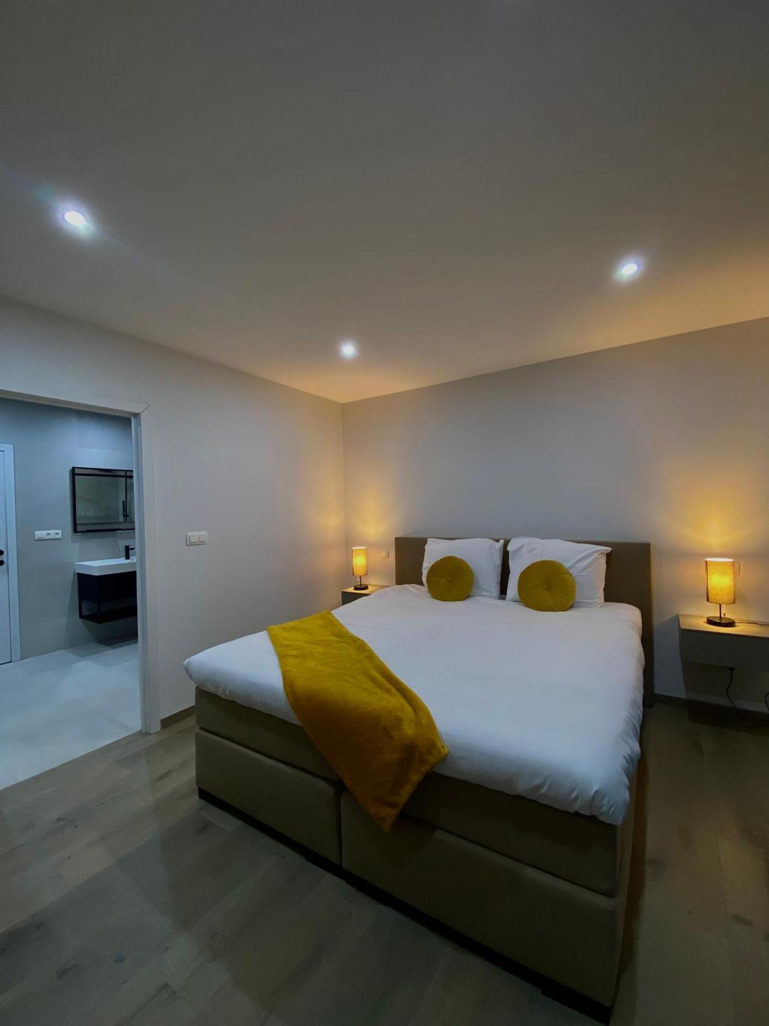 Bed and Breakfast Hvn10 - Near Antwerp Stabroek Esterno foto